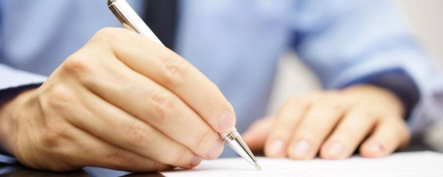 Come attestare correttamente la conformità di un atto giudiziario da trascrivere in Conservatoria