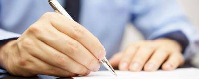 Come attestare correttamente la conformità di un atto giudiziario da trascrivere in Conservatoria